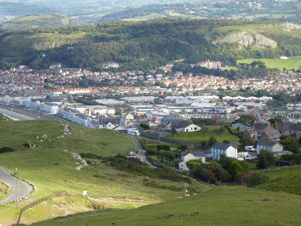 The Kenmore Guest House Llandudno Exterior photo